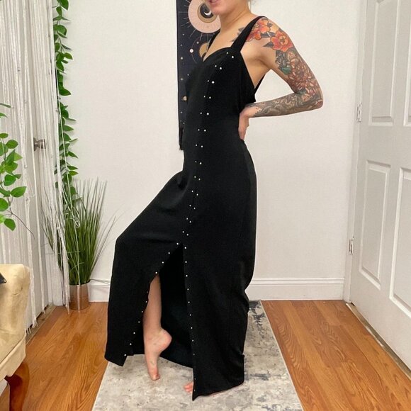 ONYX NITE Sleeveless Volup Glam Dress Side Slit Size 16 Black - Picture 2 of 3